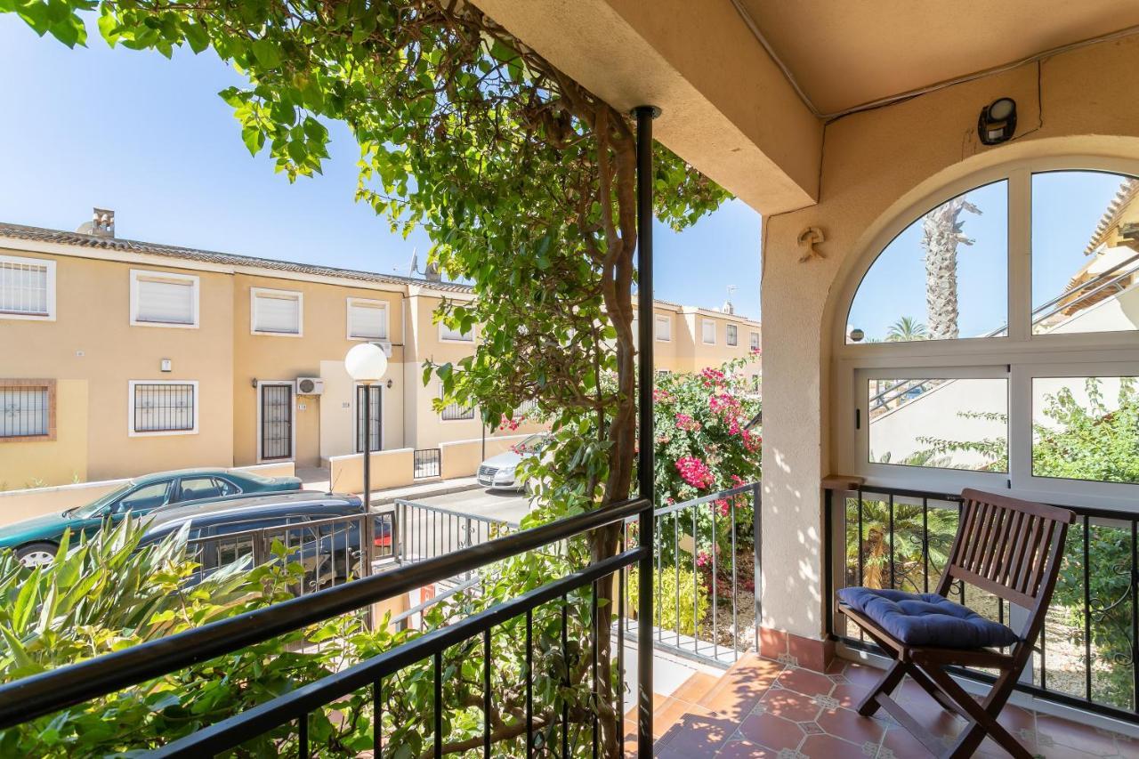 Heads 2 Holiday Homes Apartment Villamartin  Exterior photo